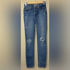 Levi’s 721 High Rise Skinny Destroyed Jeans Womens Size 26/2